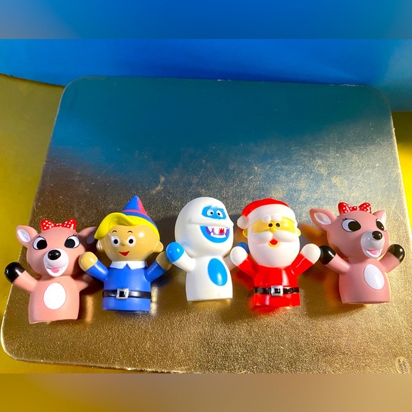 RUDOLPH THE RED NOSED REINDEER 2019 HOLIDAY FINGER PUPPETS 5 - Picture 2 of 11